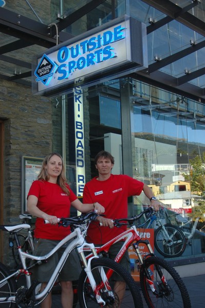 Helen Watling (L) and Jim Hawkridge of Outside Sports